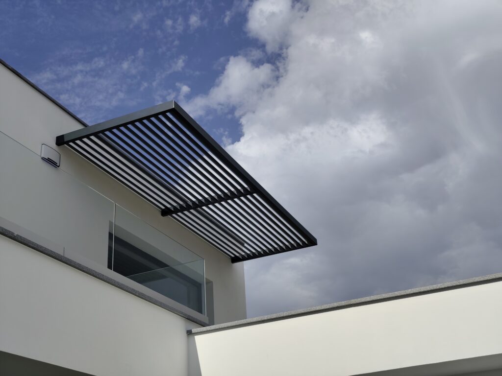 Grelha de Proteção Solar INASTEEL