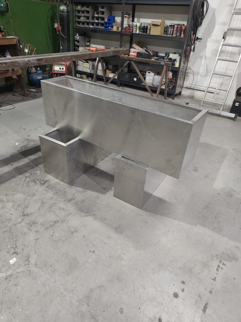 Peça em alumínio INASTEEL